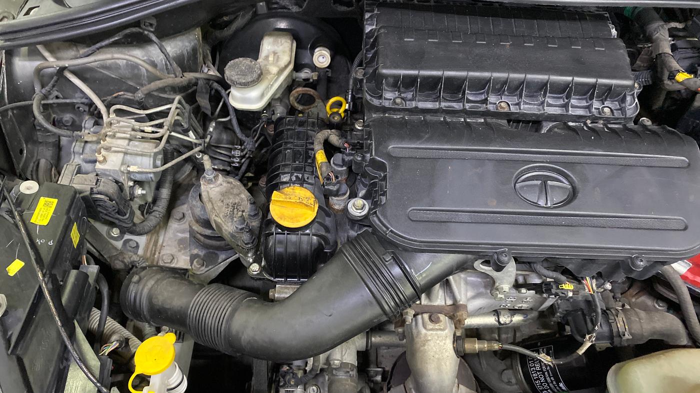 2021 Tata Tiago XZA PETROL, Petrol, Automatic, 17,262 km, Engine View - Right