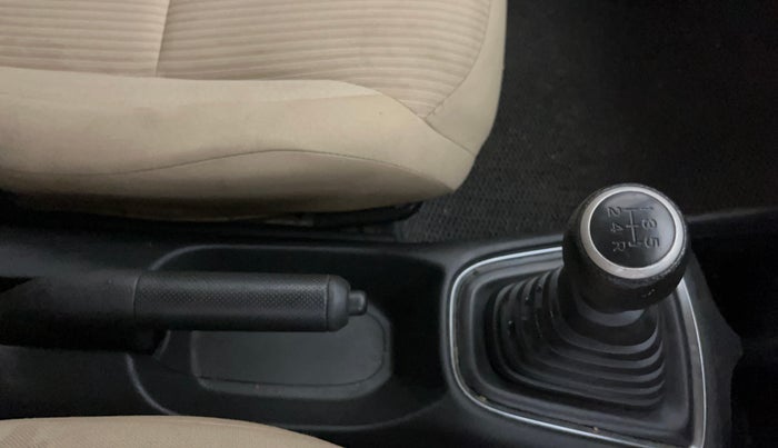 2021 Honda Amaze 1.2L I-VTEC S, Petrol, Manual, 38,128 km, Gear Lever