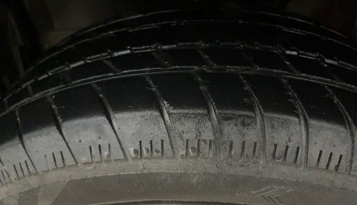 2021 Honda Amaze 1.2L I-VTEC S, Petrol, Manual, 38,128 km, Left Front Tyre Tread