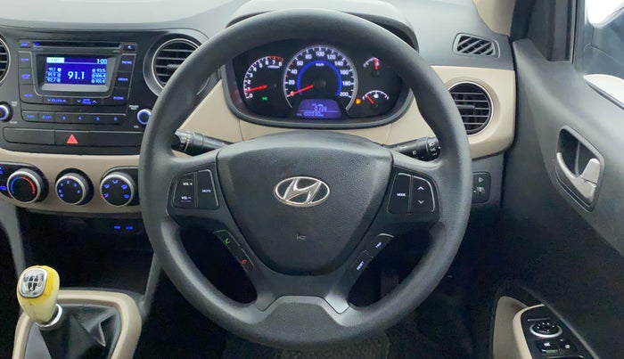 2015 Hyundai Grand i10 SPORTZ 1.2 KAPPA VTVT, Petrol, Manual, 1,00,173 km, Steering Wheel Close Up