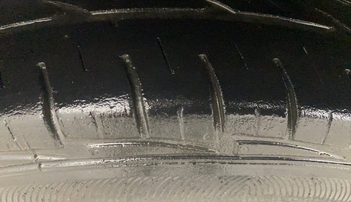 2013 Hyundai Eon ERA +, Petrol, Manual, 59,810 km, Right Rear Tyre Tread