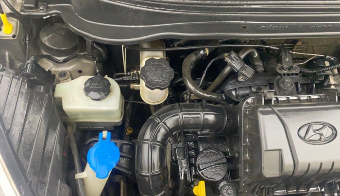 2013 Hyundai Eon ERA +, Petrol, Manual, 59,810 km, Engine View - Right