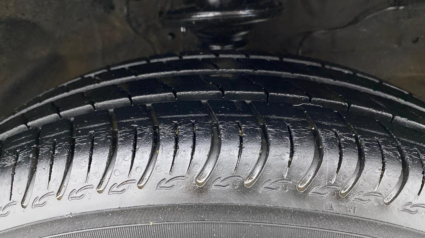 2020 Maruti S PRESSO VXI+, Petrol, Manual, 10,662 km, Right Front Tyre Tread