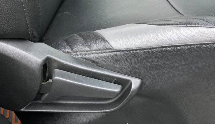 2020 Maruti S PRESSO VXI+, Petrol, Manual, 10,662 km, Driver Side Adjustment Panel