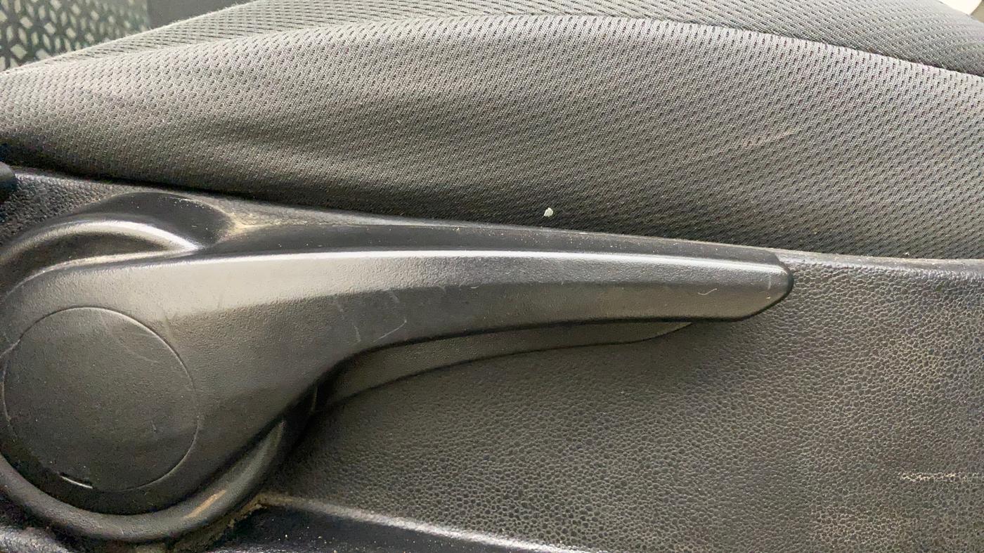 2018 Tata NEXON XZ PLUS DIESEL, Diesel, Manual, 1,22,860 km, Driver Side Adjustment Panel