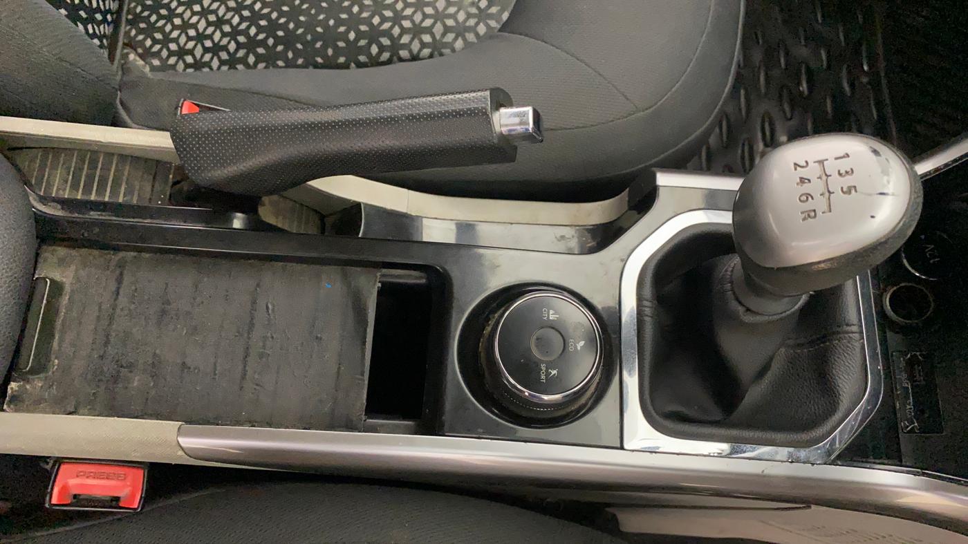 2018 Tata NEXON XZ PLUS DIESEL, Diesel, Manual, 1,22,860 km, Gear Lever