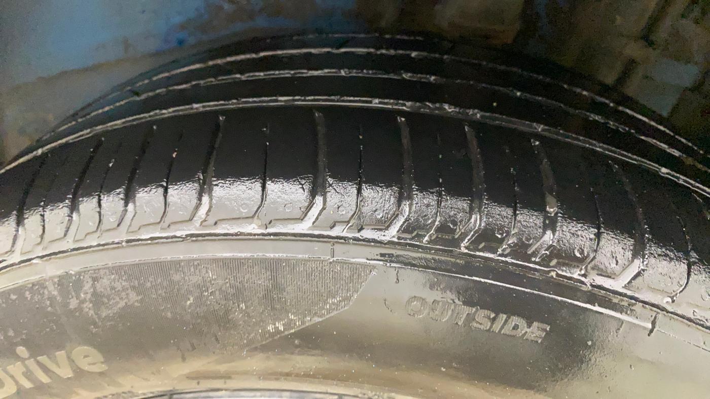 2018 Tata NEXON XZ PLUS DIESEL, Diesel, Manual, 1,22,860 km, Left Rear Tyre Tread