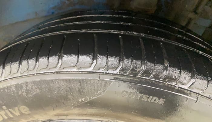 2018 Tata NEXON XZ PLUS DIESEL, Diesel, Manual, 1,22,785 km, Left Rear Tyre Tread