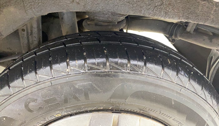 2021 Maruti Alto LXI OPT CNG, CNG, Manual, 55,172 km, Left Rear Tyre Tread