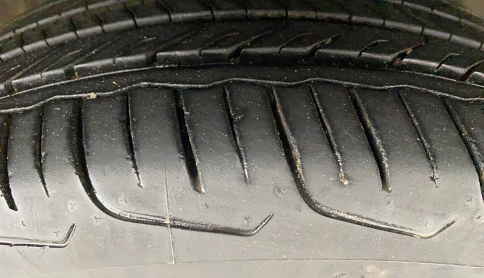 2018 Honda WR-V 1.5L I-DTEC VX MT, Diesel, Manual, 39,602 km, Right Front Tyre Tread