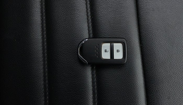 2018 Honda WR-V 1.5L I-DTEC VX MT, Diesel, Manual, 39,602 km, Key Close Up