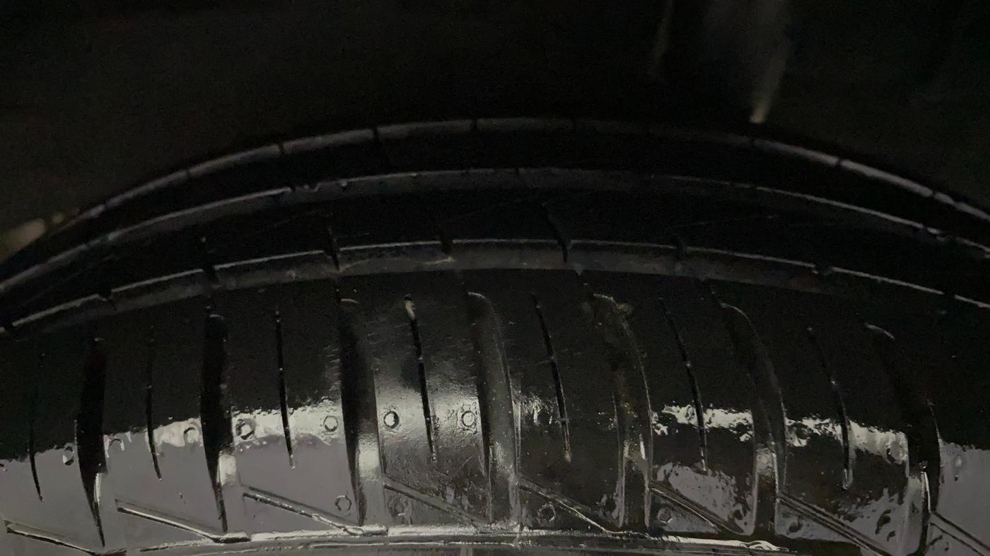 2022 Renault Kwid RXL 0.8 (O), Petrol, Manual, 6,878 km, Left Rear Tyre Tread