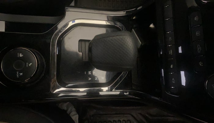 2022 Tata NEXON XZA PLUS (PREMIUM) KAZIRANGA PETROL, Petrol, Automatic, 32,262 km, Gear Lever