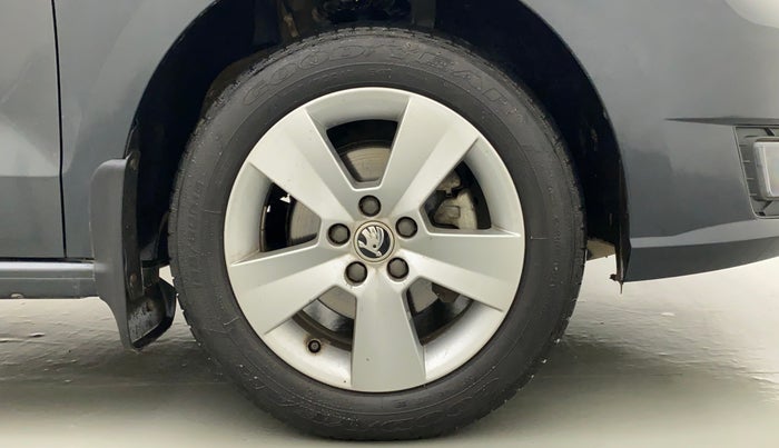 2021 Skoda Rapid AMBITION TSI, Petrol, Manual, 23,405 km, Right Front Wheel