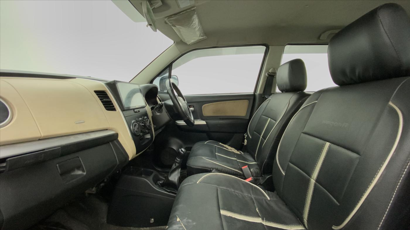 2017 Maruti Wagon R 1.0 LXI, CNG, Manual, 51,165 km, Right Side Front Door Cabin