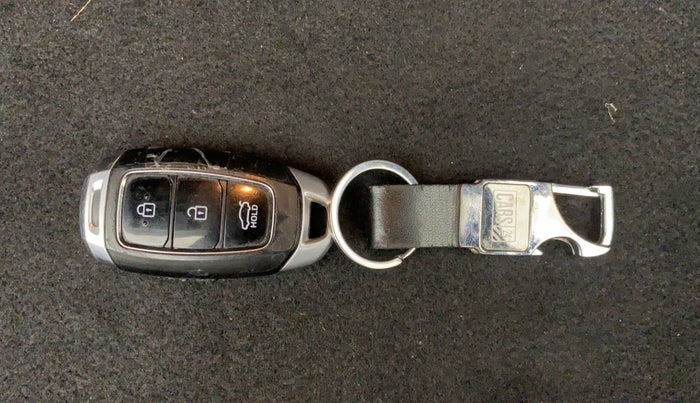 2020 Hyundai Verna SX 1.5 VTVT, Petrol, Manual, 31,897 km, Key Close Up