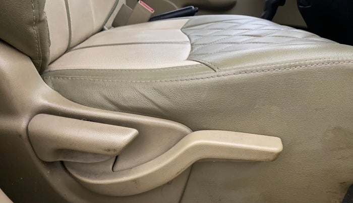 2013 Honda Amaze 1.2L I-VTEC S AT, Petrol, Automatic, 76,182 km, Driver Side Adjustment Panel