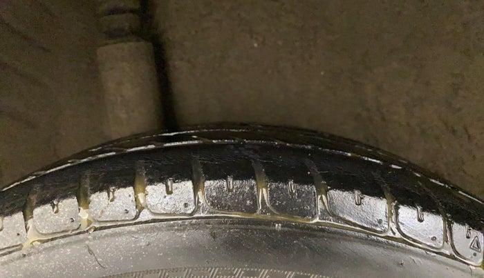 2013 Honda Amaze 1.2L I-VTEC S AT, Petrol, Automatic, 76,182 km, Right Rear Tyre Tread