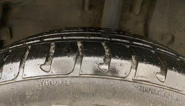 2018 Nissan Terrano XV D PREMIUM AMT, Diesel, Automatic, 38,254 km, Left Rear Tyre Tread