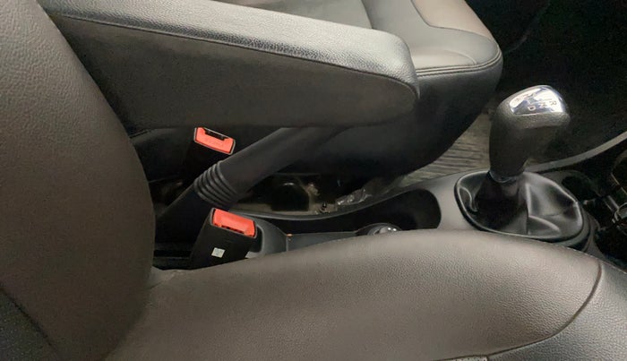 2018 Nissan Terrano XV D PREMIUM AMT, Diesel, Automatic, 38,254 km, Gear Lever