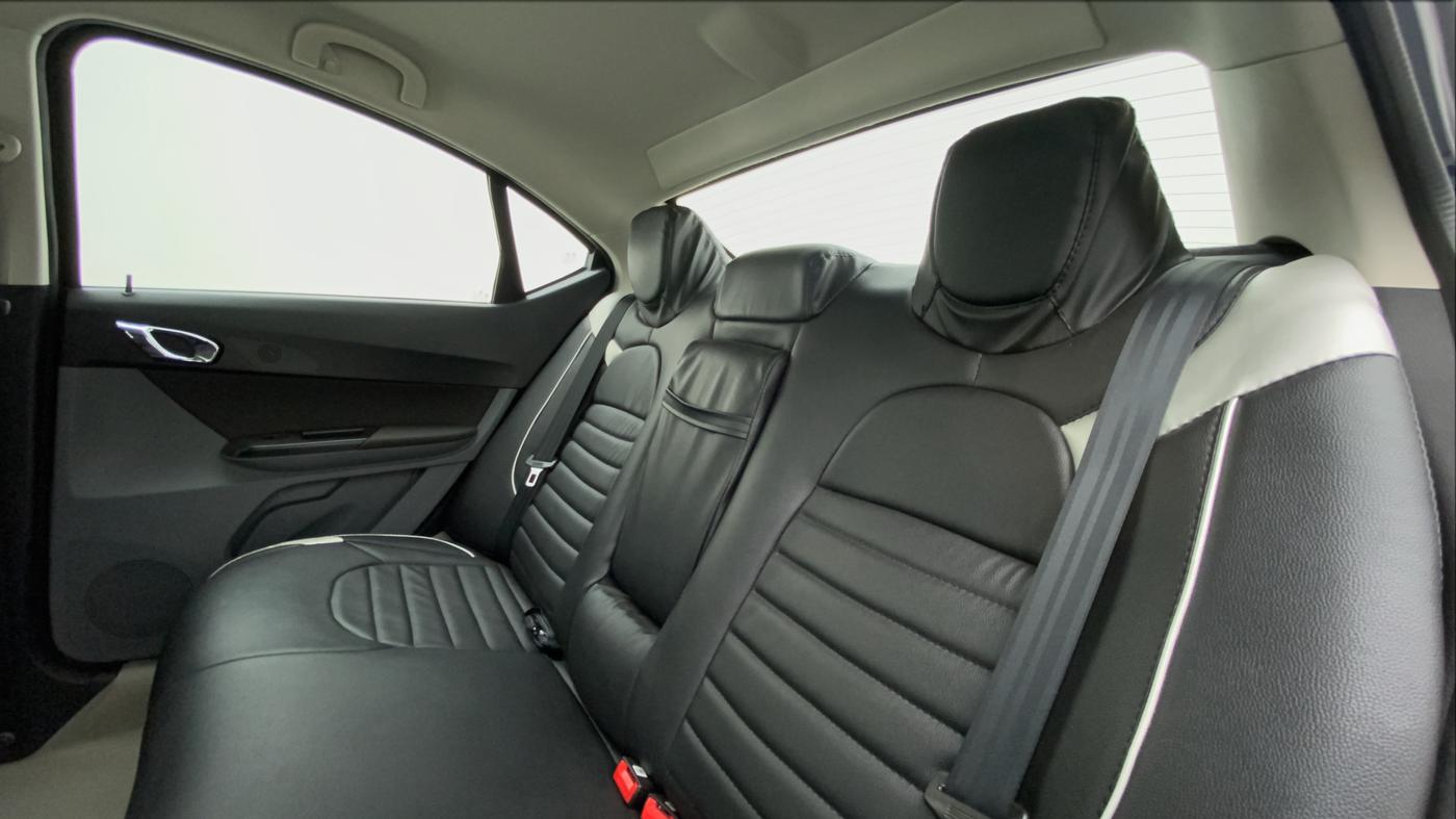2018 Tata TIGOR XZ PLUS 1.2 REVOTRON, Petrol, Manual, 19,176 km, Right Side Rear Door Cabin