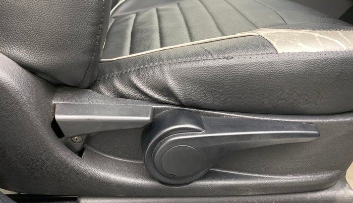 2018 Tata TIGOR XZ PLUS 1.2 REVOTRON, Petrol, Manual, 19,176 km, Driver Side Adjustment Panel