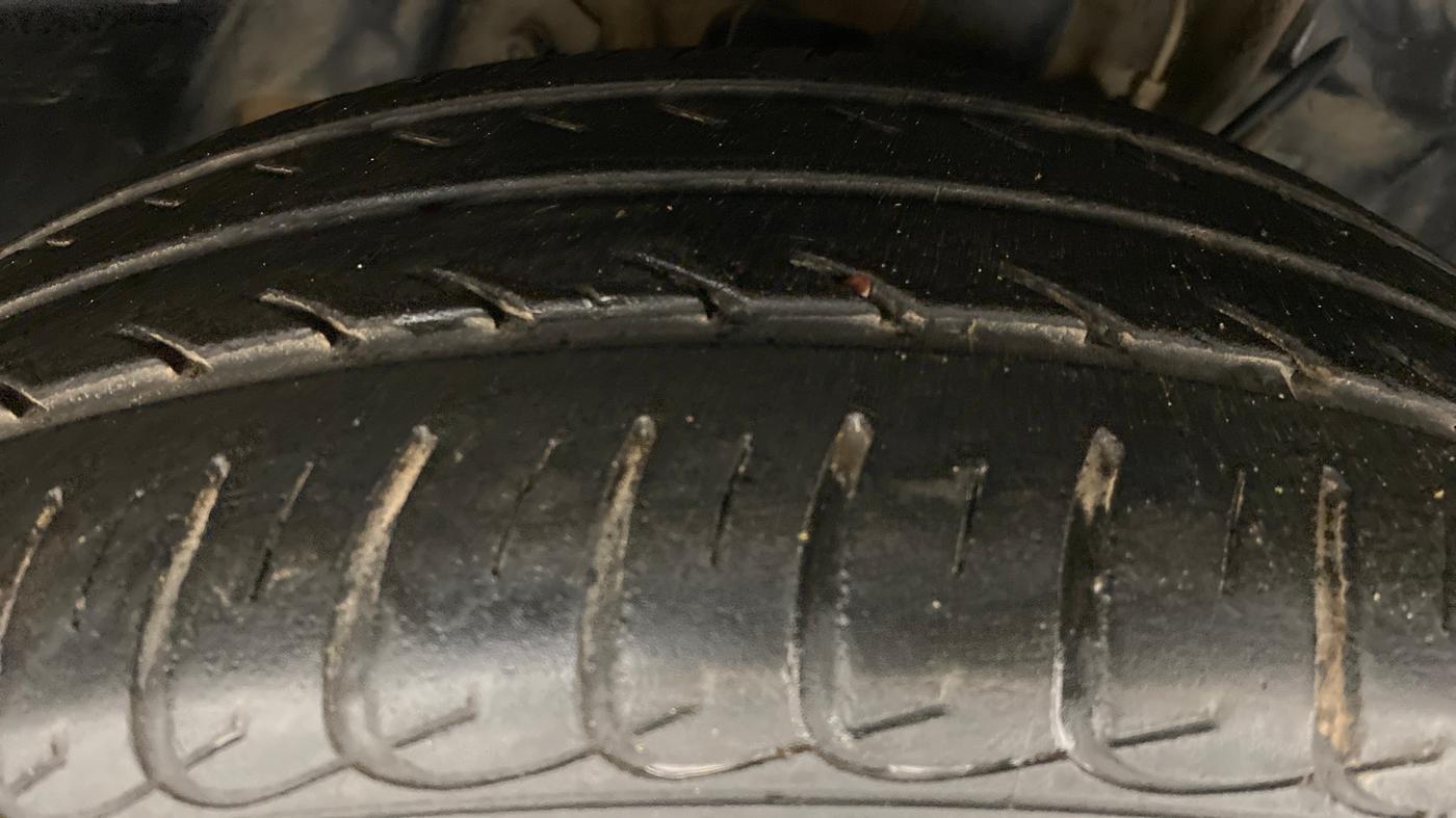 2018 Tata TIGOR XZ PLUS 1.2 REVOTRON, Petrol, Manual, 19,176 km, Right Front Tyre Tread