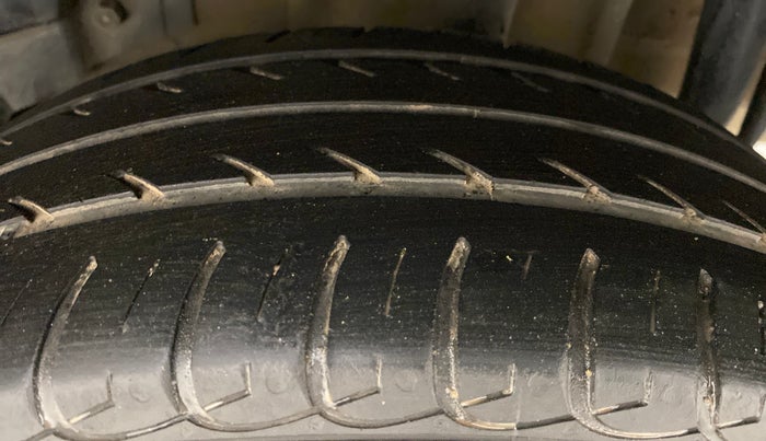 2018 Tata TIGOR XZ PLUS 1.2 REVOTRON, Petrol, Manual, 19,176 km, Left Rear Tyre Tread