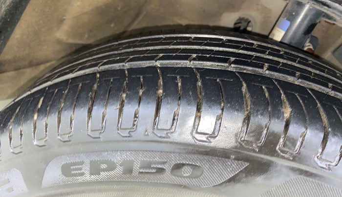 2017 Maruti Dzire ZXI PLUS, Petrol, Manual, 43,814 km, Right Front Tyre Tread