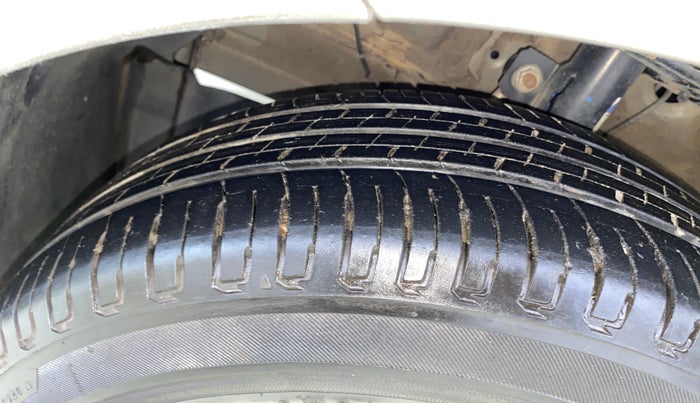2017 Maruti Dzire ZXI PLUS, Petrol, Manual, 43,814 km, Left Front Tyre Tread
