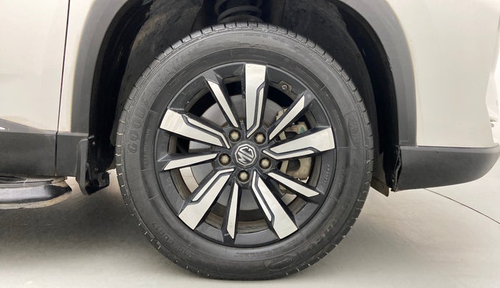 2020 MG HECTOR PLUS SHARP 1.5 PETROL TURBO DCT 6-STR, Petrol, Automatic, 53,521 km, Right Front Wheel