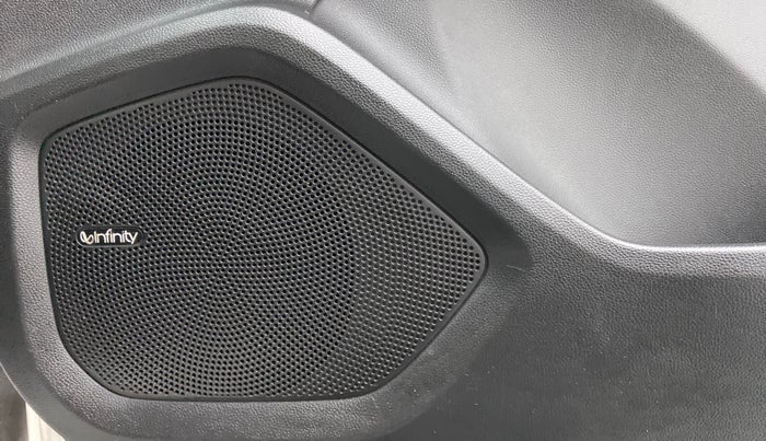 2020 MG HECTOR PLUS SHARP 1.5 PETROL TURBO DCT 6-STR, Petrol, Automatic, 53,521 km, Speaker