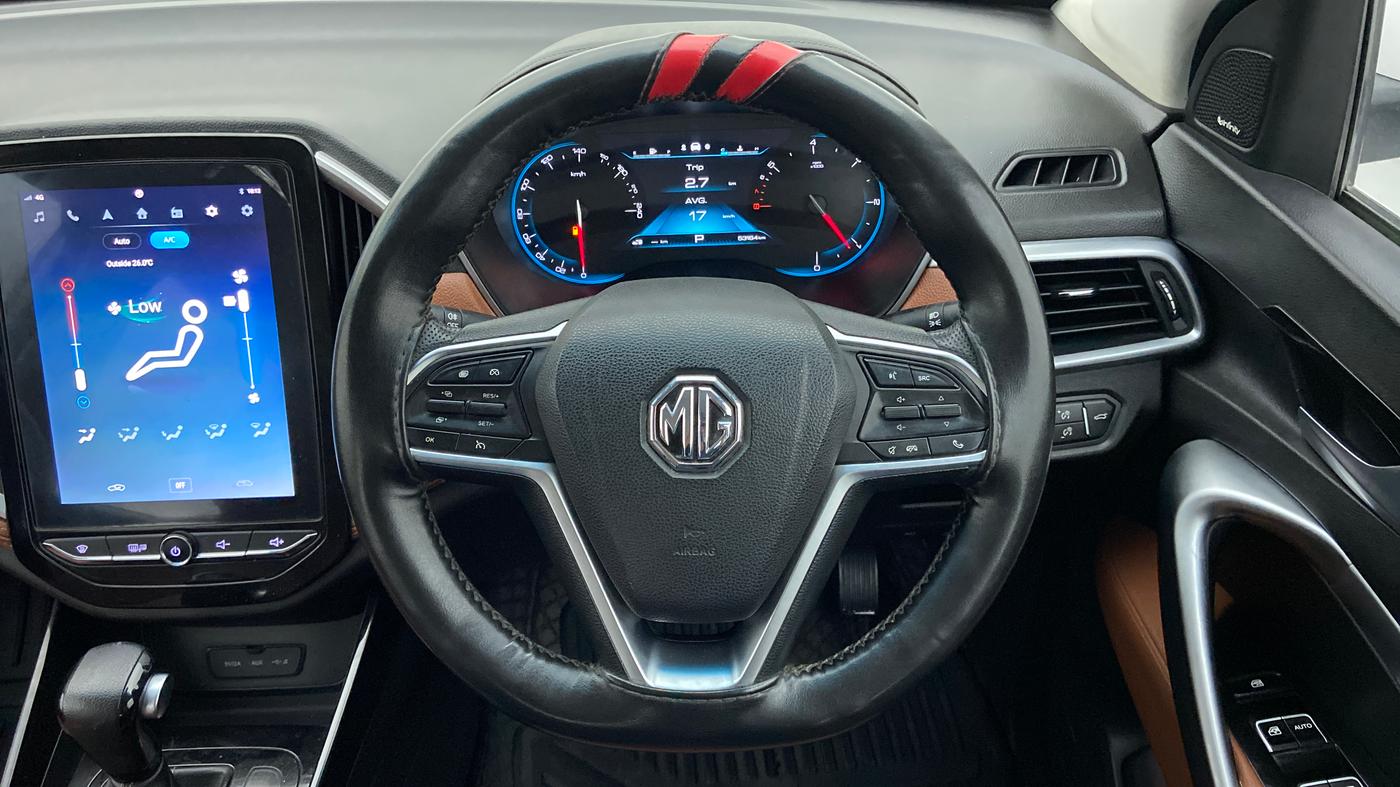 2020 MG HECTOR PLUS SHARP 1.5 PETROL TURBO DCT 6-STR, Petrol, Automatic, 53,521 km, Steering Wheel Close Up