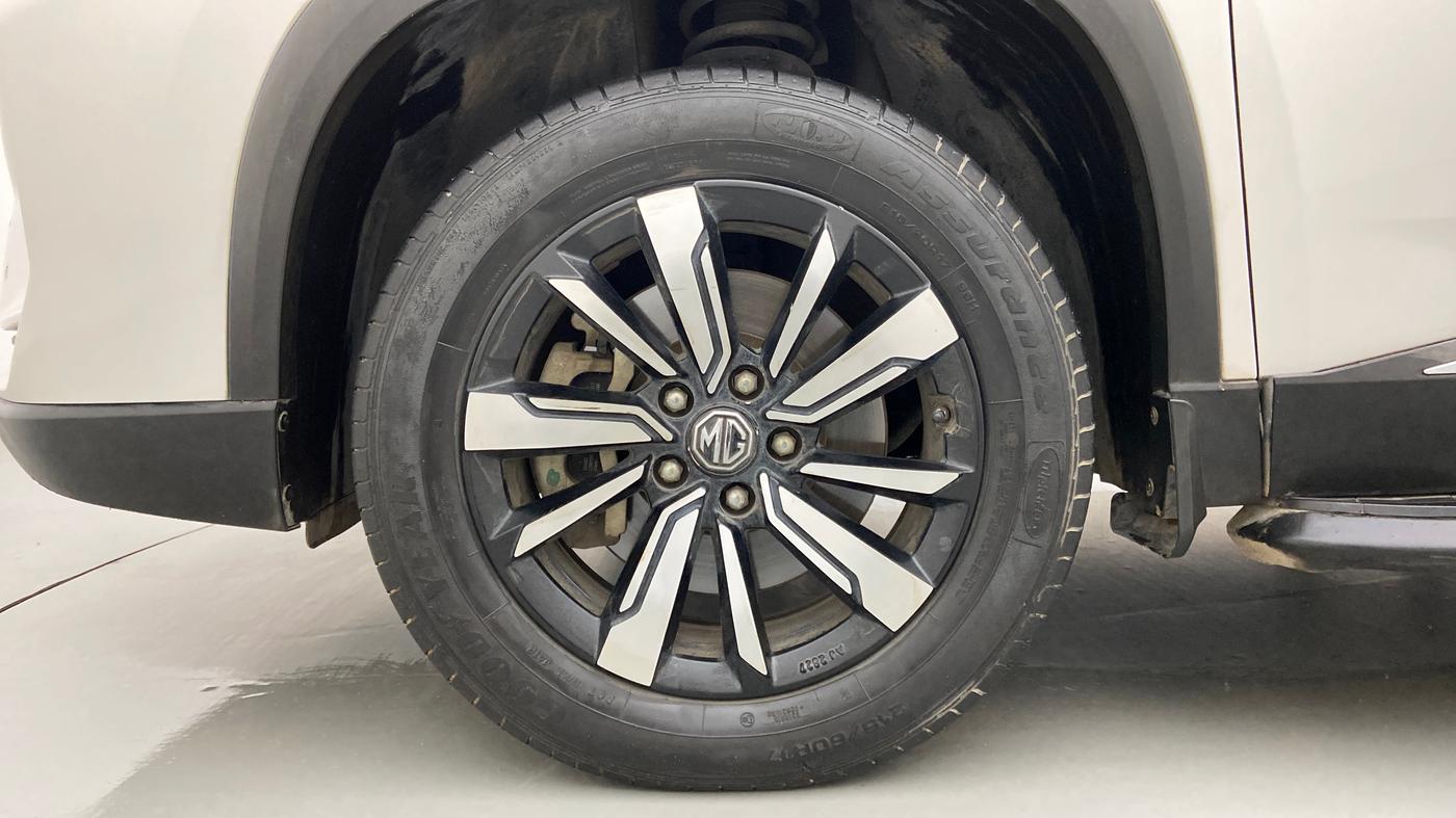 2020 MG HECTOR PLUS SHARP 1.5 PETROL TURBO DCT 6-STR, Petrol, Automatic, 53,521 km, Left Front Wheel