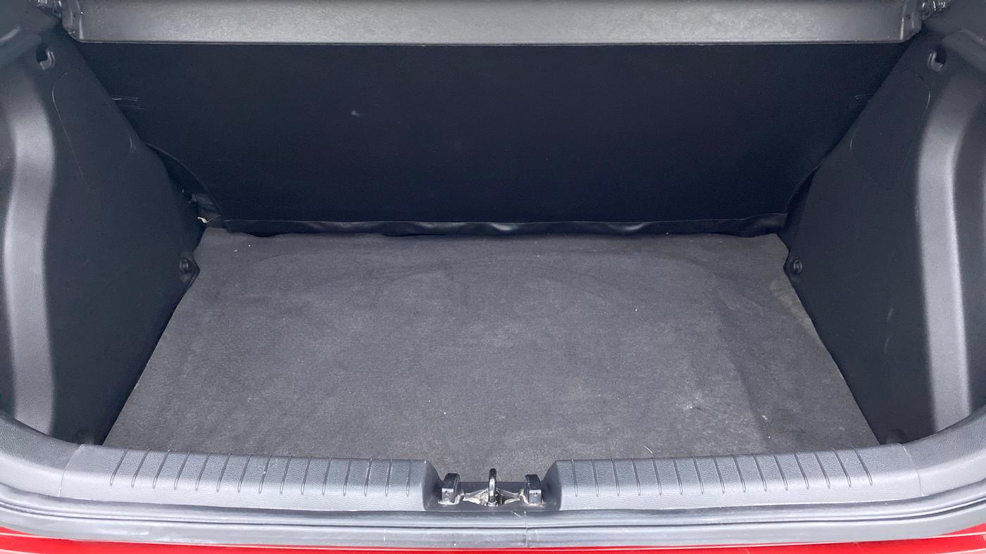 2018 Hyundai Elite i20 ASTA 1.2, Petrol, Manual, 42,444 km, Boot Inside