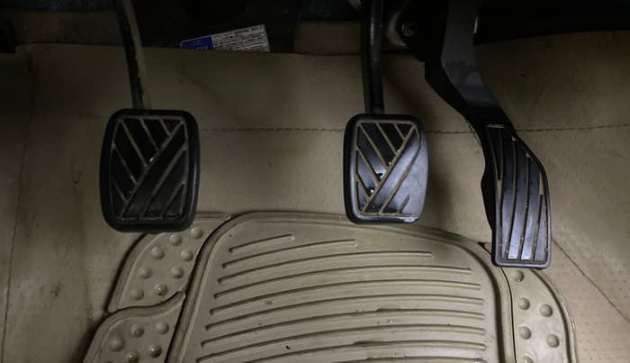 2016 Maruti Ciaz VXI, Petrol, Manual, 42,786 km, Pedals