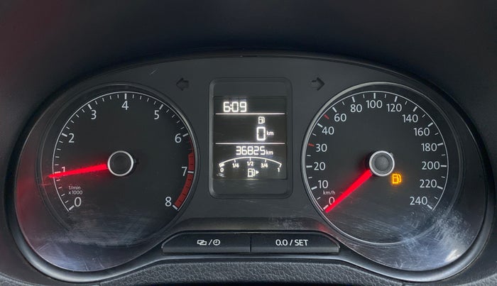 2018 Volkswagen Polo HIGH LINE PLUS 1.0, CNG, Manual, 36,923 km, Odometer Image