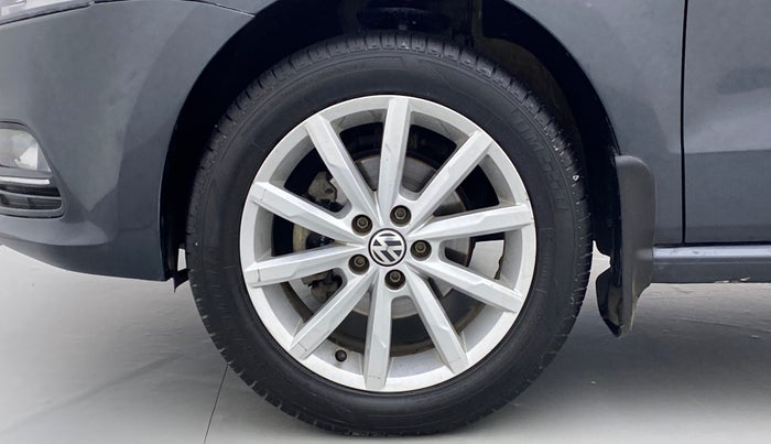 2018 Volkswagen Polo HIGH LINE PLUS 1.0, CNG, Manual, 36,923 km, Left Front Wheel