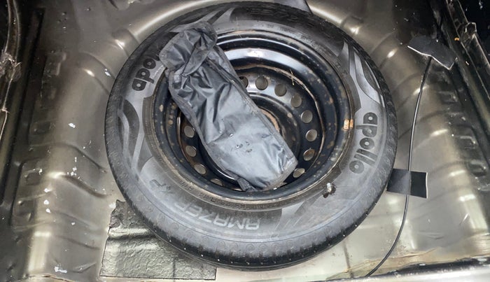 2021 Renault Kwid RXT 1.0 (O), Petrol, Manual, 59,337 km, Spare Tyre