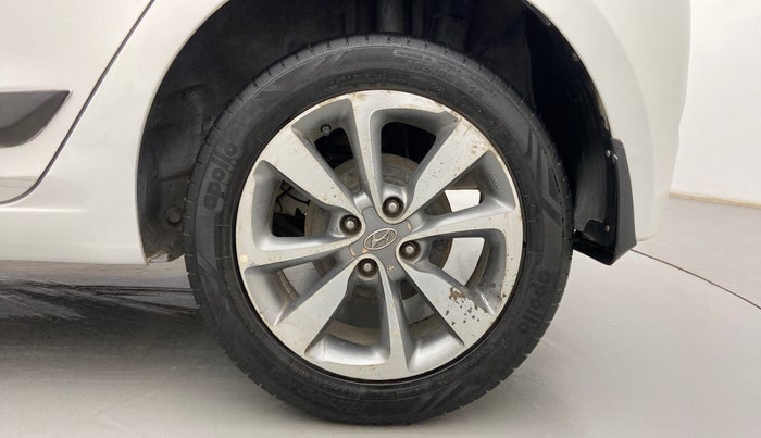 2015 Hyundai Elite i20 ASTA 1.4 CRDI, Diesel, Manual, 1,14,676 km, Left Rear Wheel