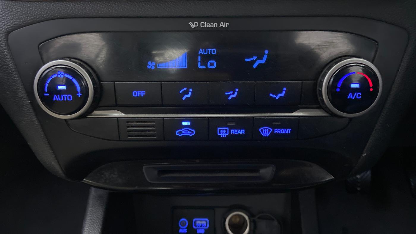 2015 Hyundai Elite i20 ASTA 1.4 CRDI, Diesel, Manual, 1,14,676 km, Automatic Climate Control