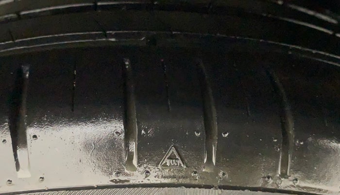 2012 Chevrolet Aveo LT 1.4 ABS, Petrol, Manual, 37,761 km, Left Rear Tyre Tread