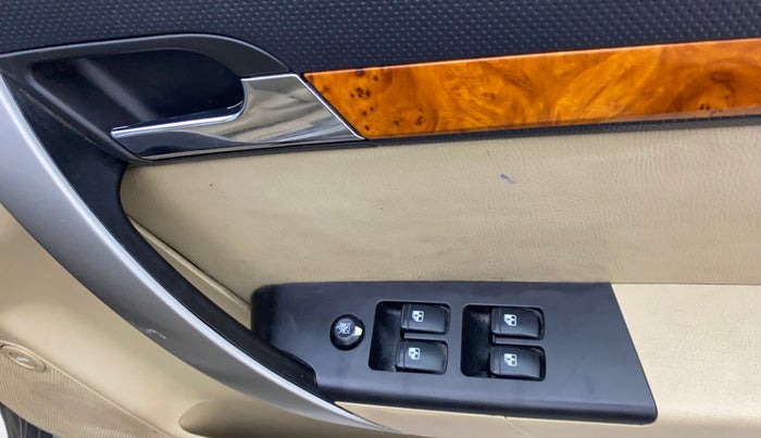 2012 Chevrolet Aveo LT 1.4 ABS, Petrol, Manual, 37,761 km, Driver Side Door Panels Control