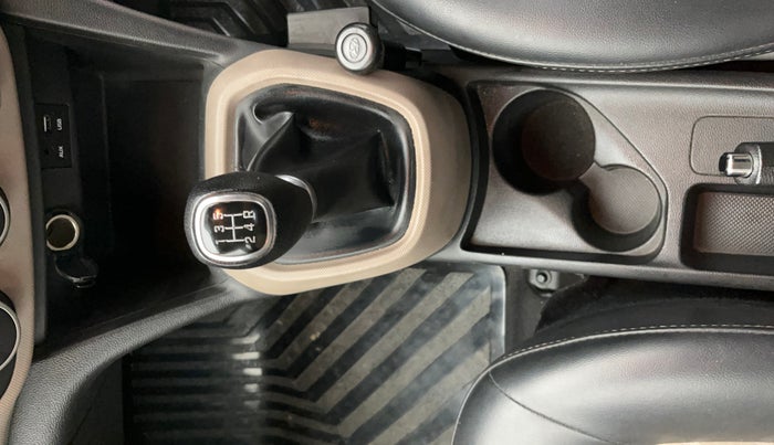 2017 Hyundai Grand i10 SPORTZ 1.2 KAPPA VTVT, Petrol, Manual, 36,339 km, Gear Lever