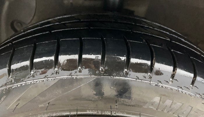 2017 Hyundai Grand i10 SPORTZ 1.2 KAPPA VTVT, Petrol, Manual, 36,339 km, Left Front Tyre Tread