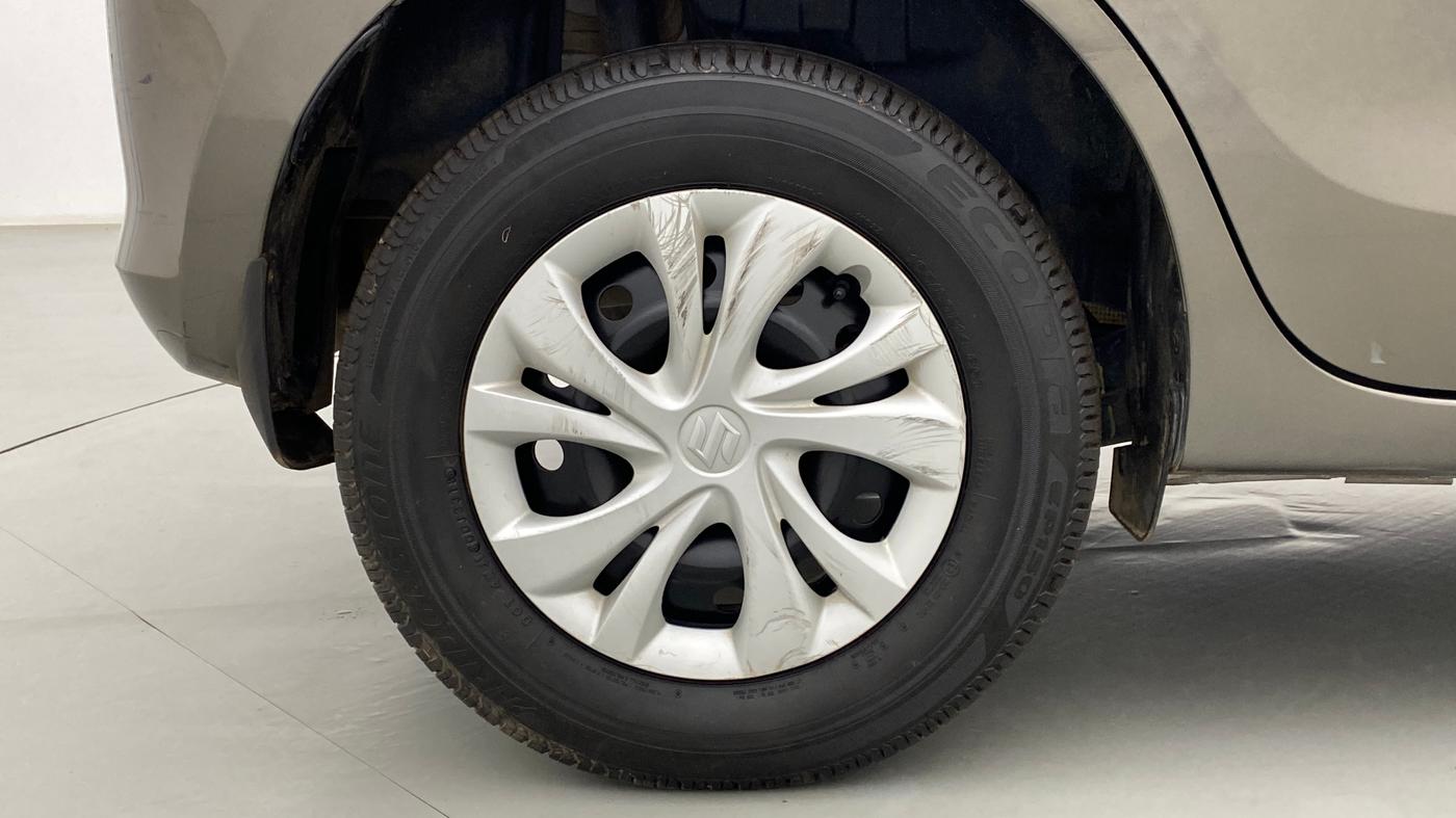 2018 Maruti Swift VXI AMT, Petrol, Automatic, 21,038 km, Right Rear Wheel