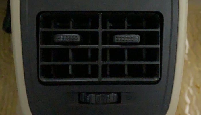 2018 Maruti Dzire VXI, Petrol, Manual, 41,131 km, Rear AC Vents