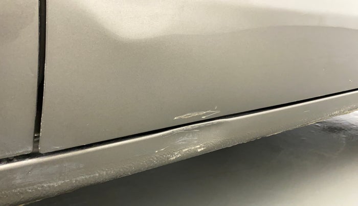 2020 Maruti New Wagon-R LXI CNG 1.0 L, CNG, Manual, 45,220 km, Right running board - Slightly dented