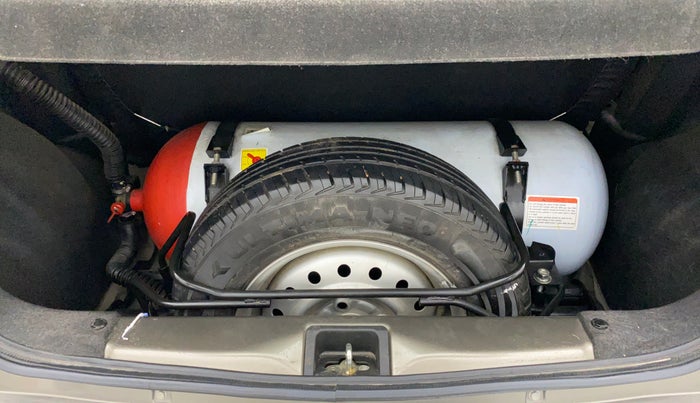 2020 Maruti New Wagon-R LXI CNG 1.0 L, CNG, Manual, 45,220 km, Dicky (Boot door) - Jack/Tool not available