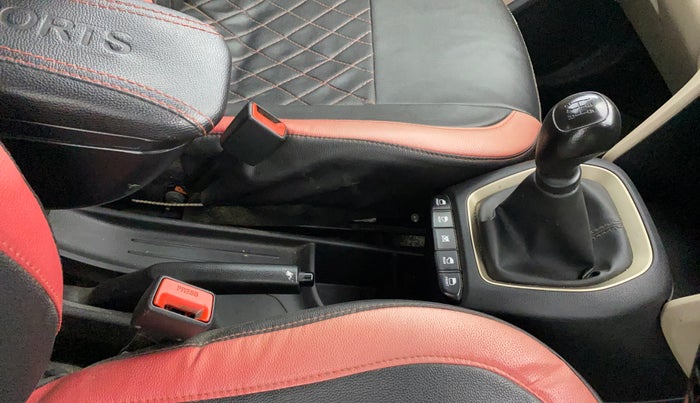 2021 Hyundai NEW SANTRO SPORTZ MT, Petrol, Manual, 71,215 km, Gear Lever